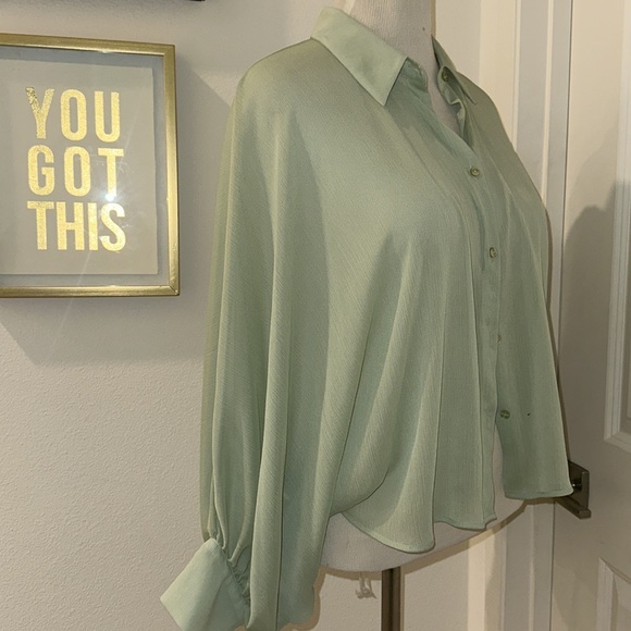 ZARA Mint Green Blouse- 🌿 - Picture 2 of 7
